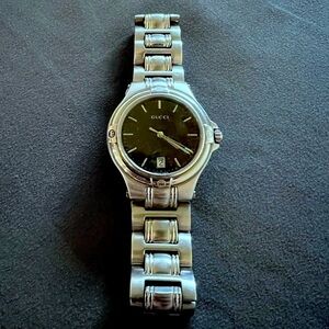 Auth Gucci 9040m watch